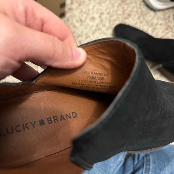 Lucky brand black ankle booties - Picture 4 of 4